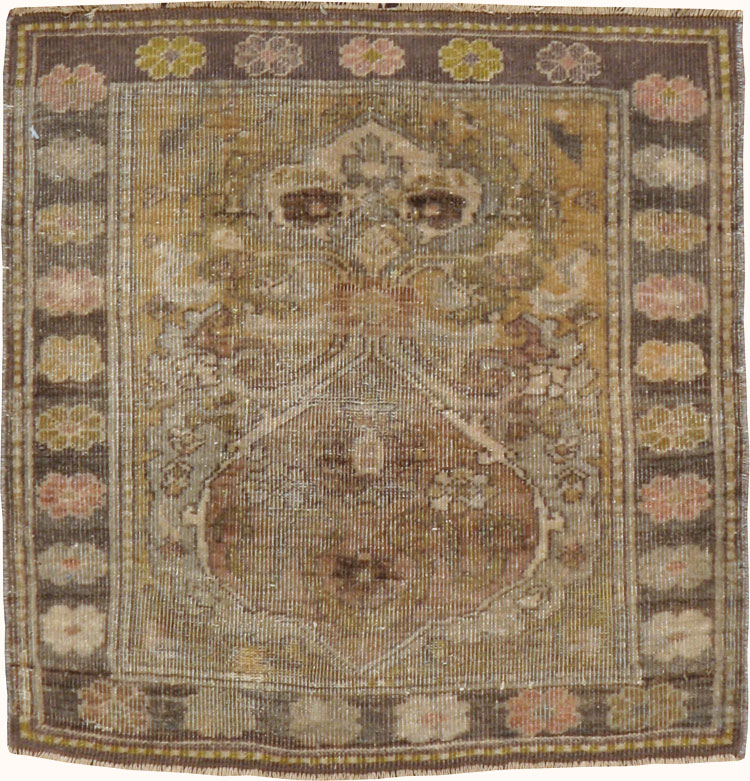 Antique Persian Malayer Square Rug, No.21645 - Galerie Shabab