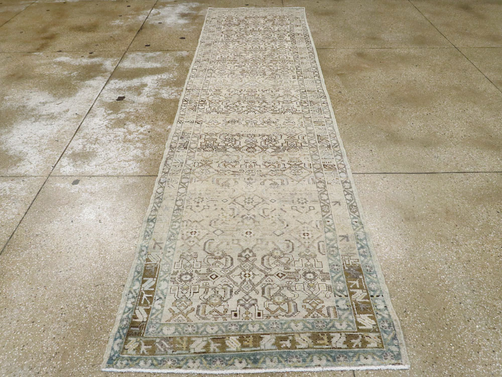 Vintage Persian Malayer Runner, No.21651 - Galerie Shabab