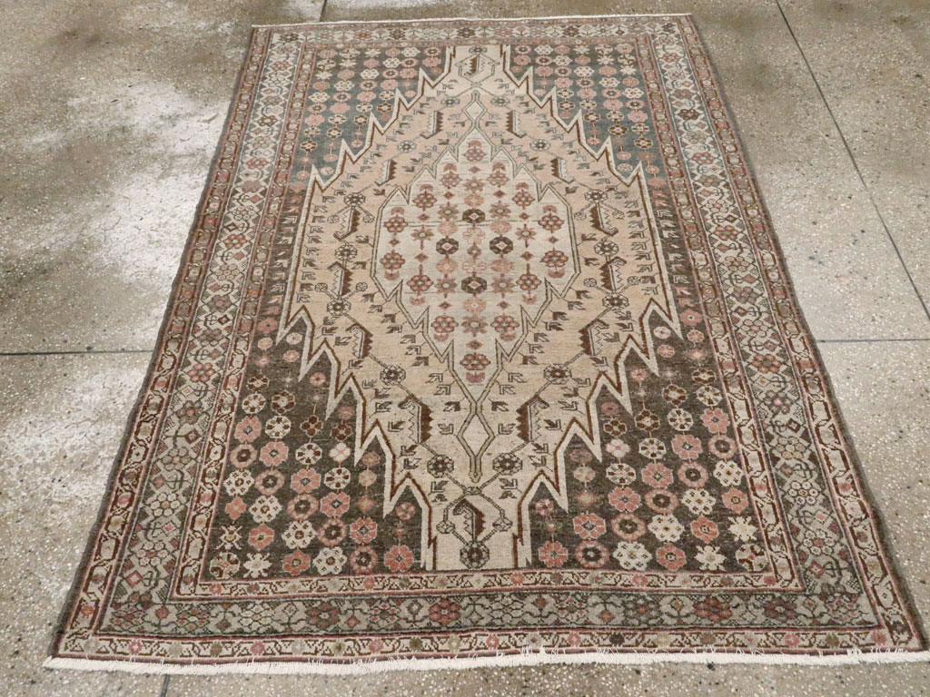 Antique Persian Malayer Rug, No.21655 - Galerie Shabab