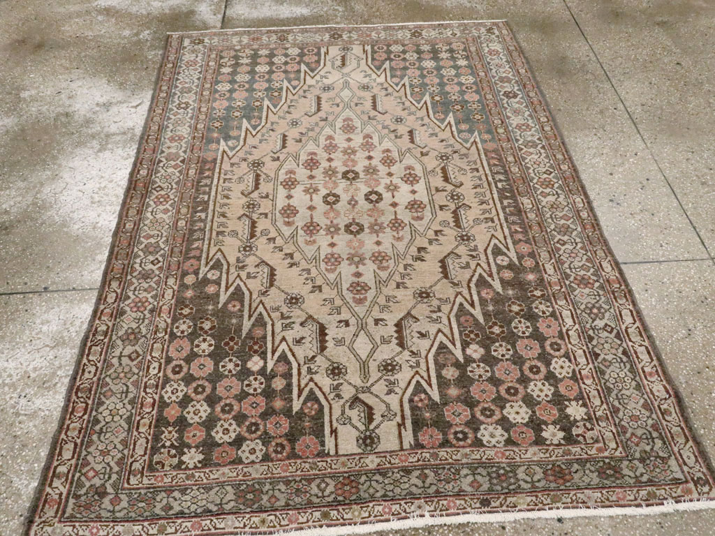 Antique Persian Malayer Rug, No.21655 - Galerie Shabab