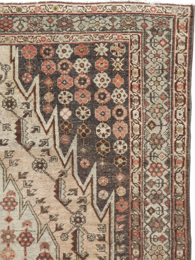 Antique Persian Malayer Rug, No.21655 - Galerie Shabab
