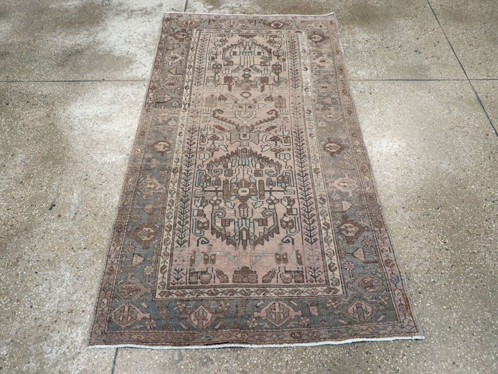 Vintage Persian Malayer Rug, No.21660 - Galerie Shabab