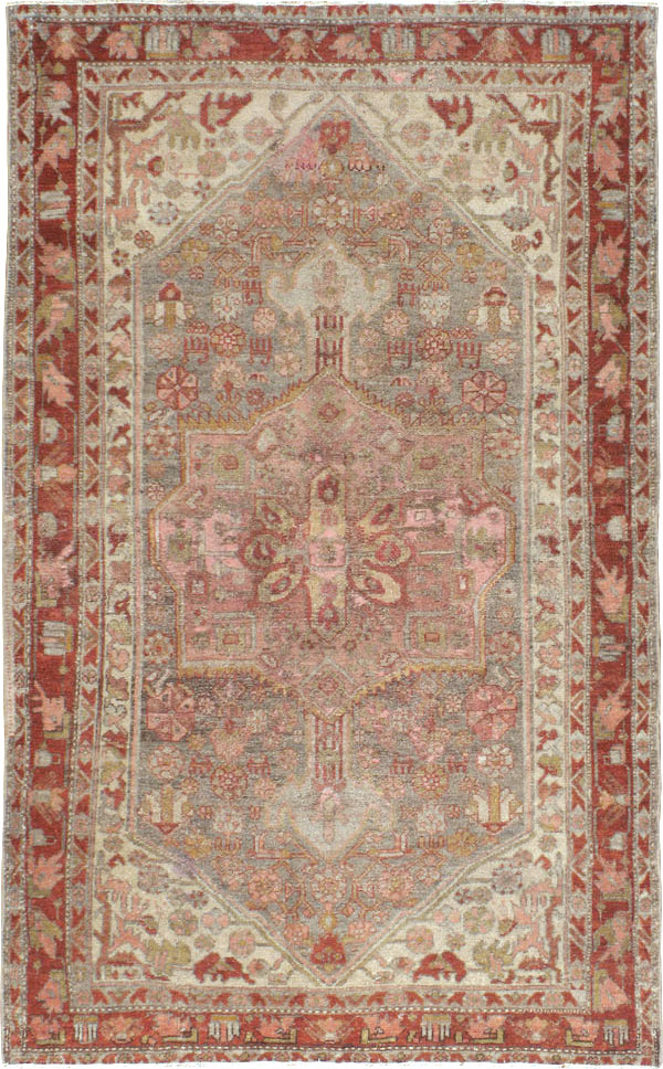 Vintage Persian Kurdish Rug, No.21673 - Galerie Shabab