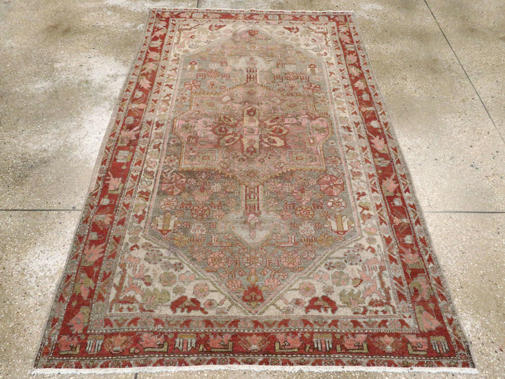 Vintage Persian Kurdish Rug, No.21673 - Galerie Shabab