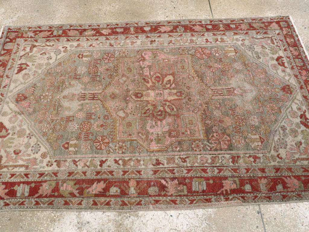 Vintage Persian Kurdish Rug, No.21673 - Galerie Shabab