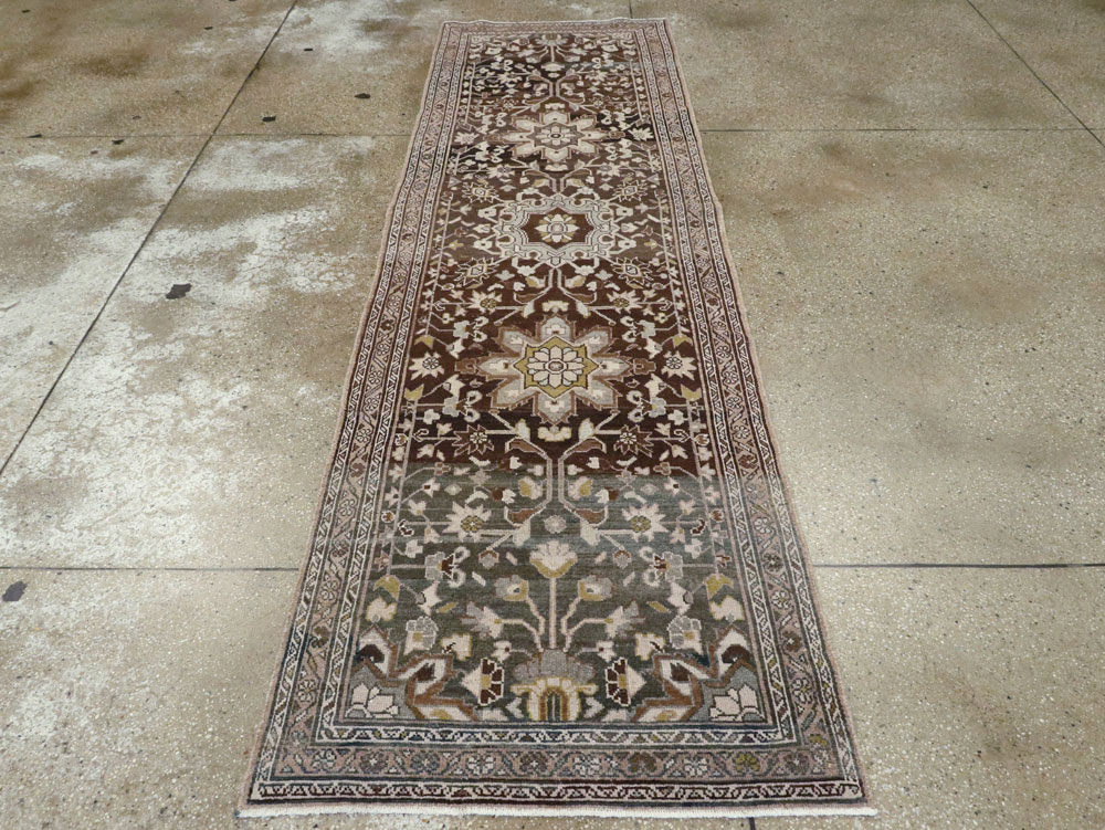 Vintage Persian Malayer Runner, No.21675 - Galerie Shabab