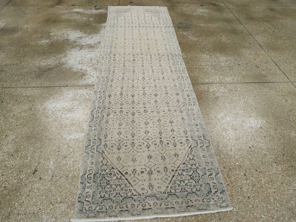 Vintage Persian Tabriz Runner, No.21676 - Galerie Shabab