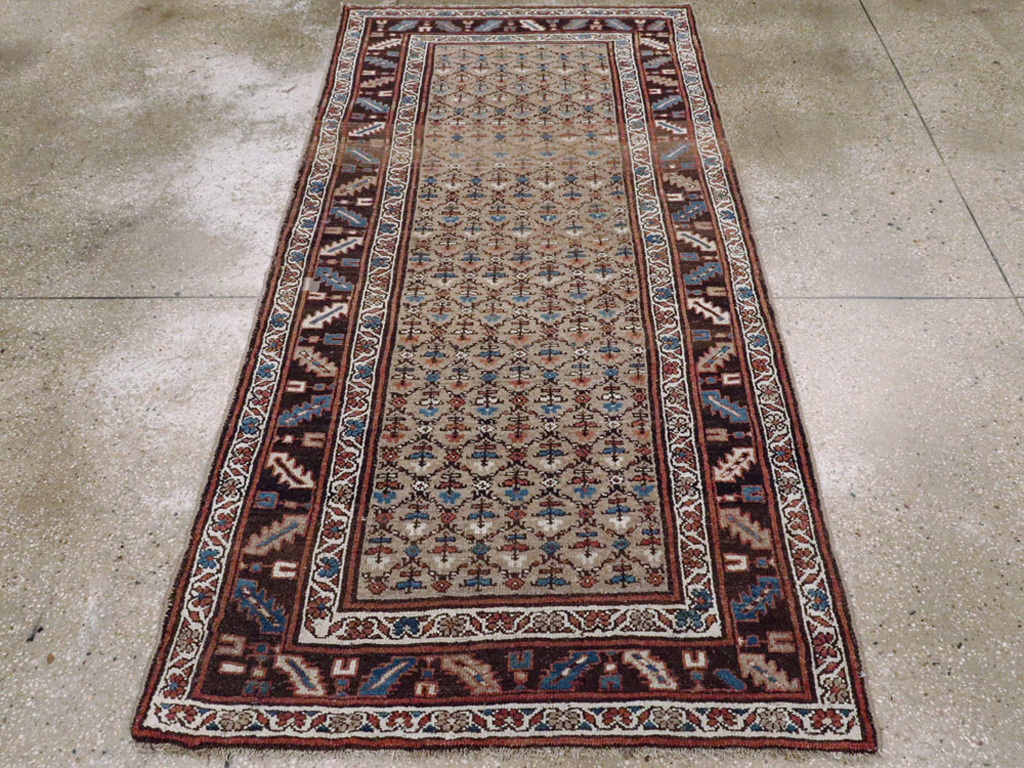 Antique Persian Kurdish Rug, No.21689 - Galerie Shabab