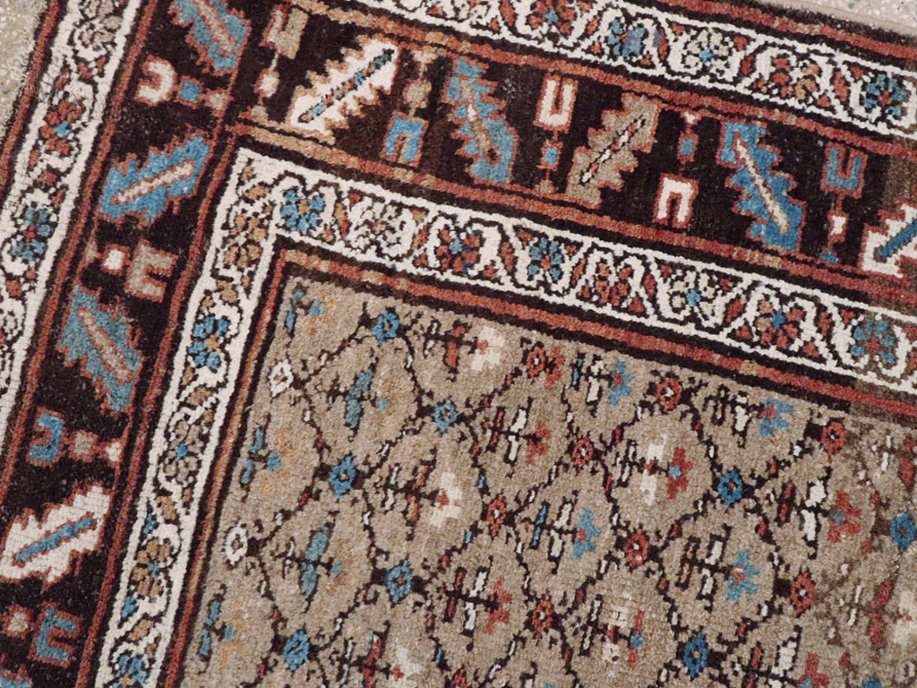 Antique Persian Kurdish Rug, No.21689 - Galerie Shabab