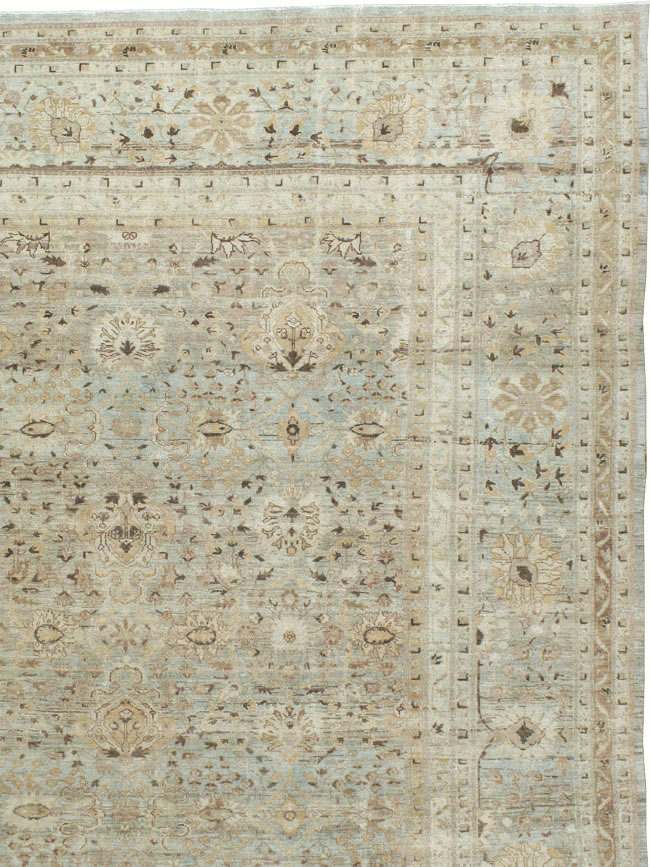 Vintage Persian Sarouk Carpet, No.21690 - Galerie Shabab