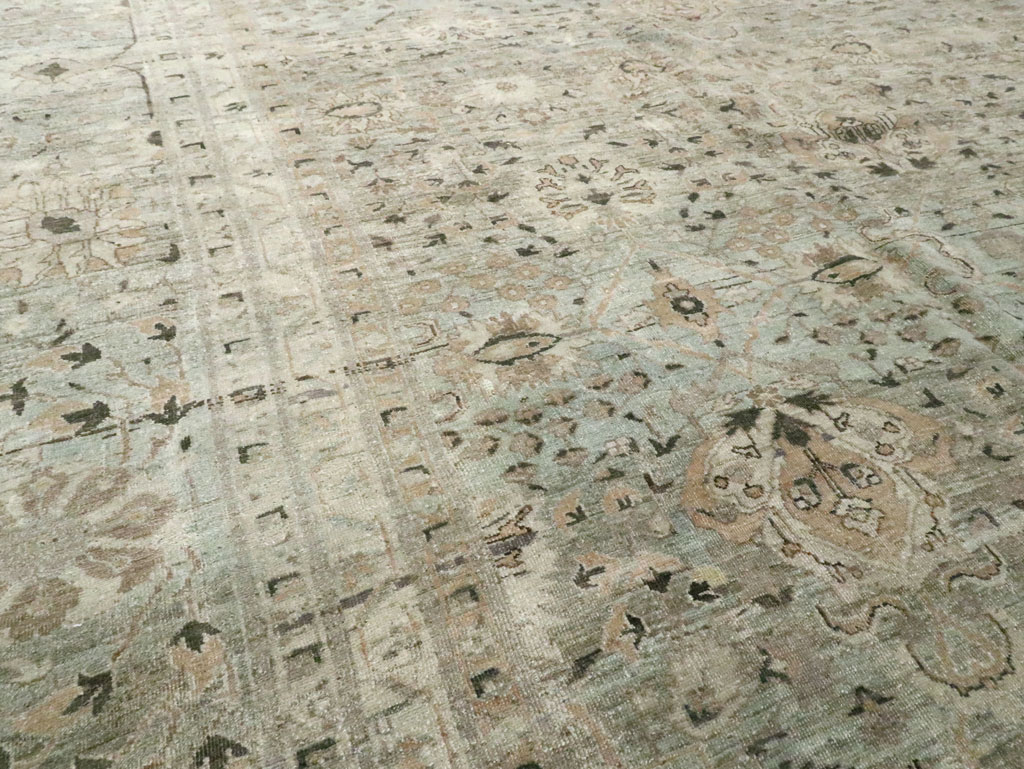 Vintage Persian Sarouk Carpet, No.21690 - Galerie Shabab