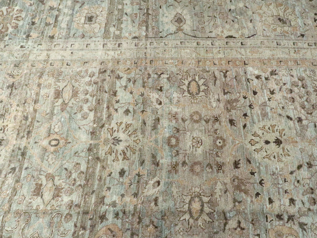 Vintage Persian Sarouk Carpet, No.21690 - Galerie Shabab