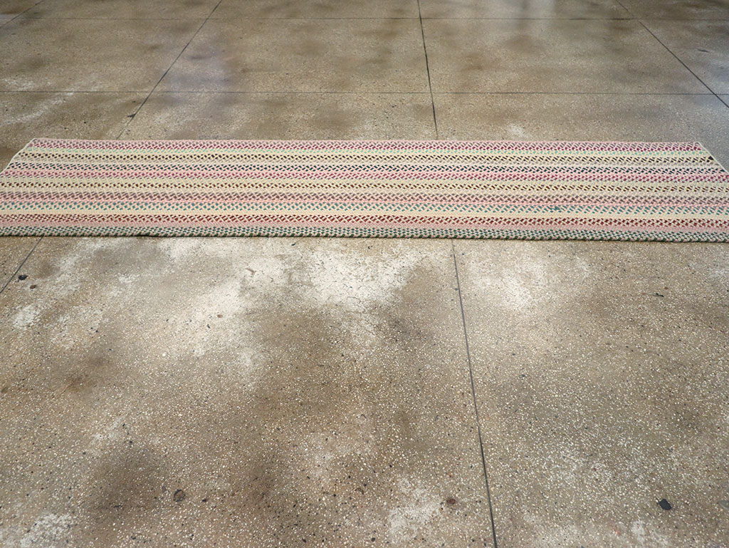 Vintage American Braided Runner, No.21697 - Galerie Shabab