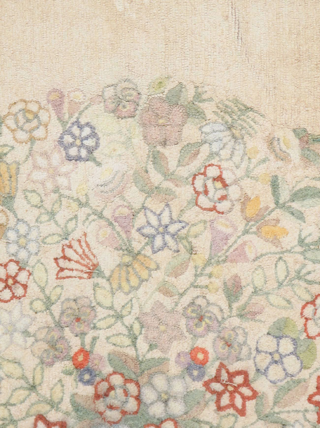 Vintage American Hooked Round Room Size Carpet, No.21726 - Galerie Shabab