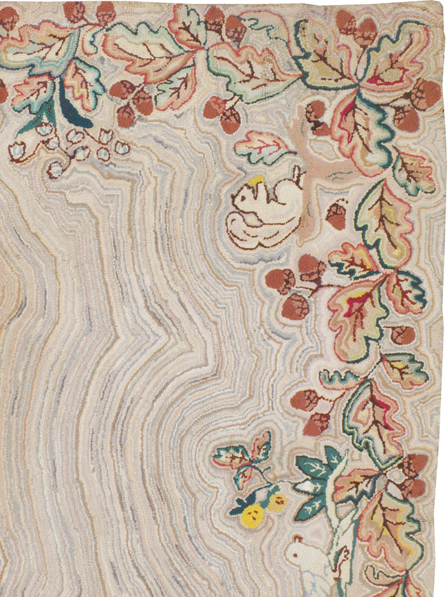 Vintage American Hooked Square Accent Rug, No.21732 - Galerie Shabab