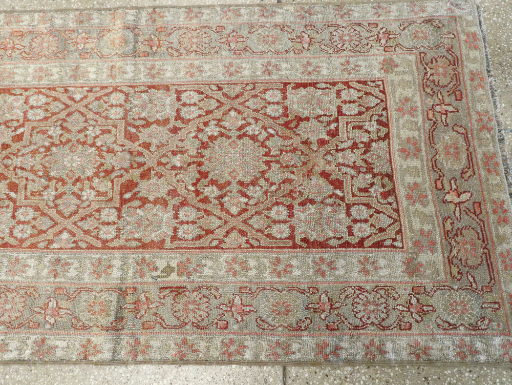 Antique Persian Bibikabad Runner, No.21767 - Galerie Shabab