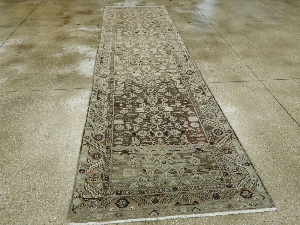 Vintage Persian Malayer Runner, No.21782 - Galerie Shabab