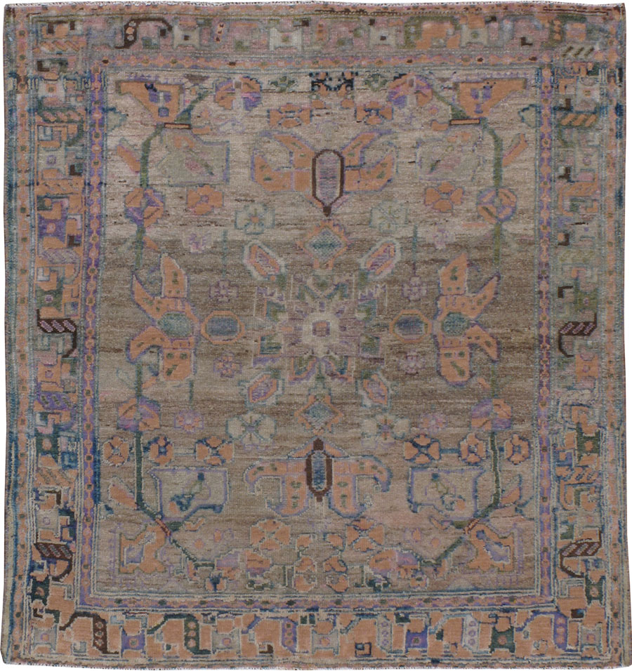 Vintage Malayer Square Rug, No.21815 - Galerie Shabab
