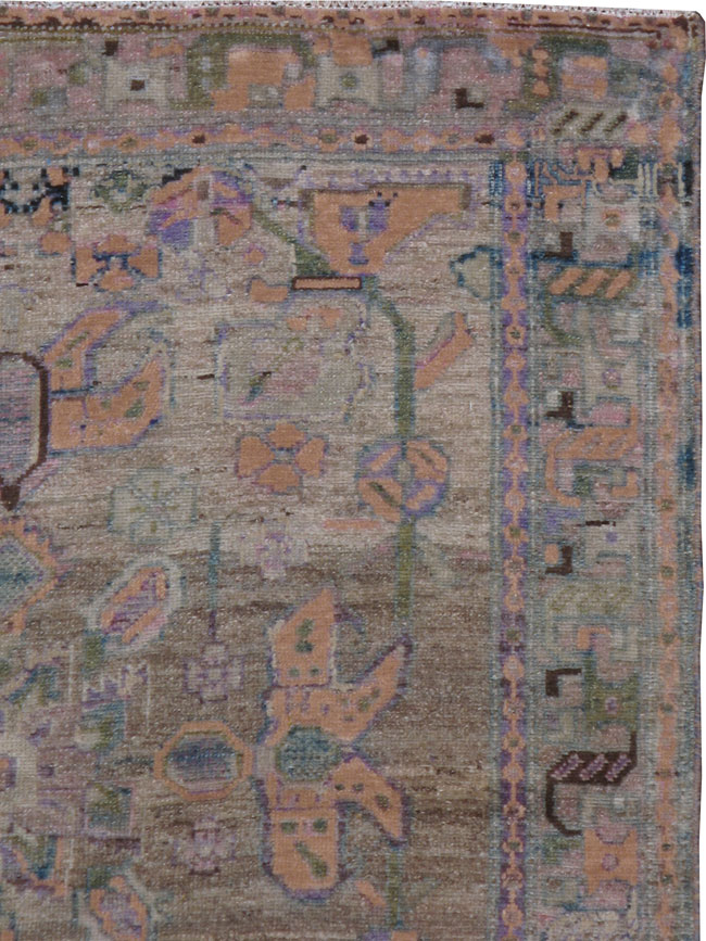 Vintage Malayer Square Rug, No.21815 - Galerie Shabab