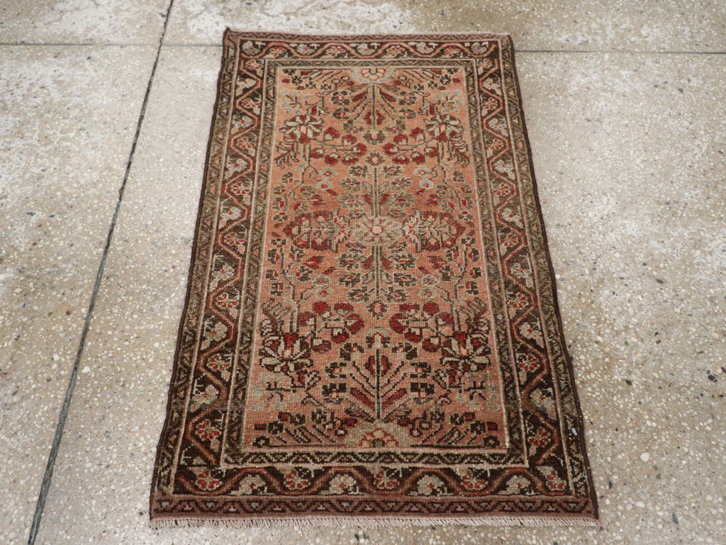 Antique Persian Malayer Throw Rug, No.21823 - Galerie Shabab