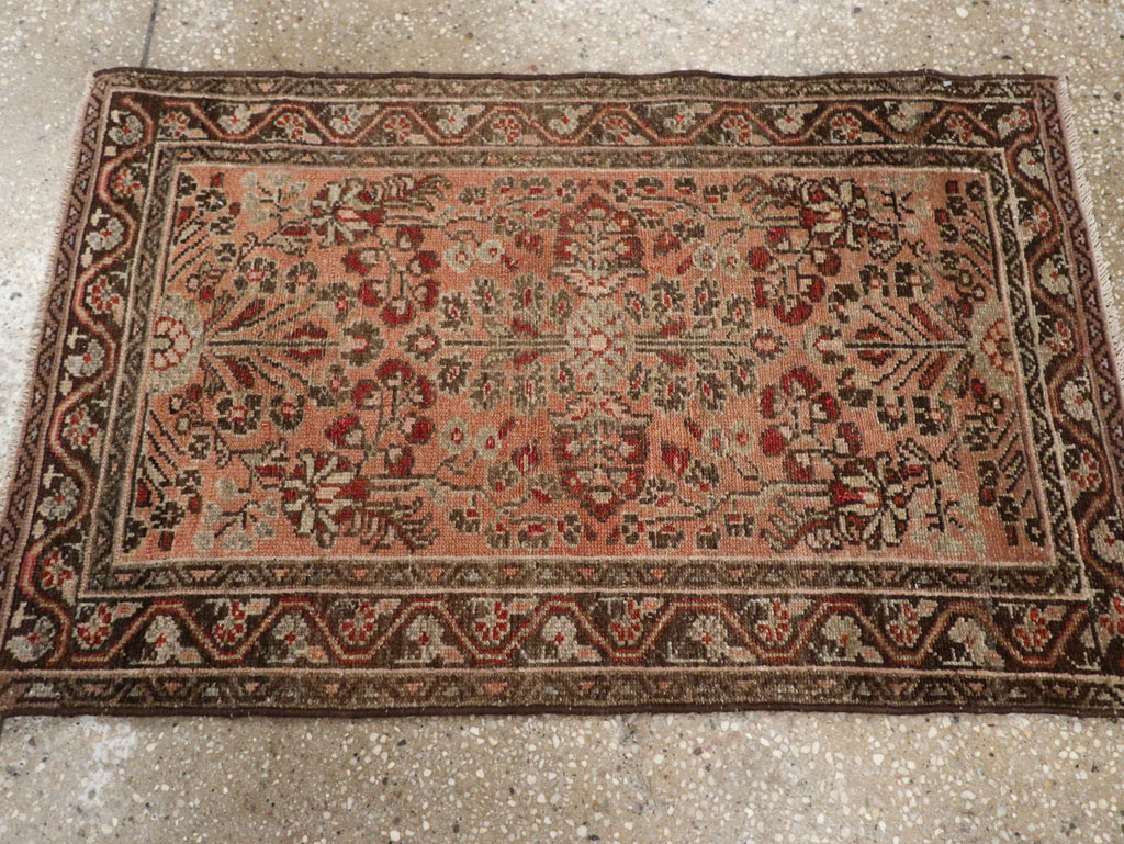Antique Persian Malayer Throw Rug, No.21823 - Galerie Shabab