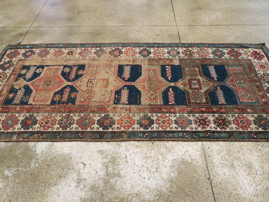 Antique Caucasian Kazak Distressed Rug, No.21824 - Galerie Shabab