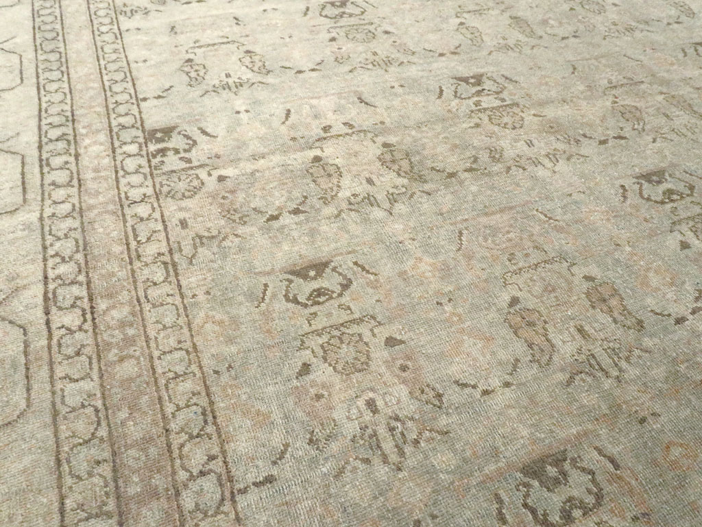 Antique Persian Tabriz Carpet, No.21830 - Galerie Shabab