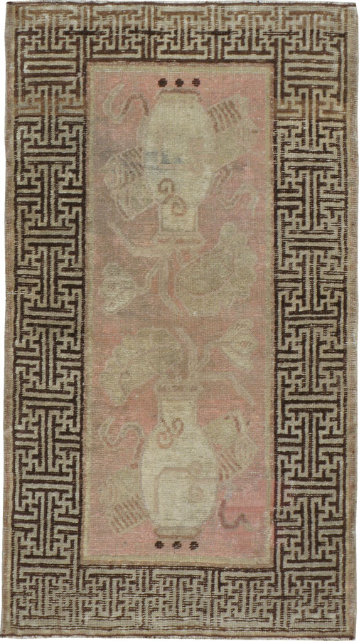 Vintage East Turkestan Khotan Rug, No.21841 - Galerie Shabab