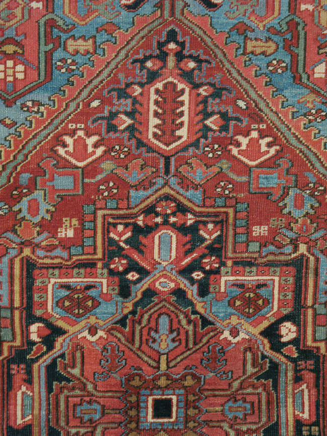 Antique Persian Heriz Carpet, No.21853 - Galerie Shabab