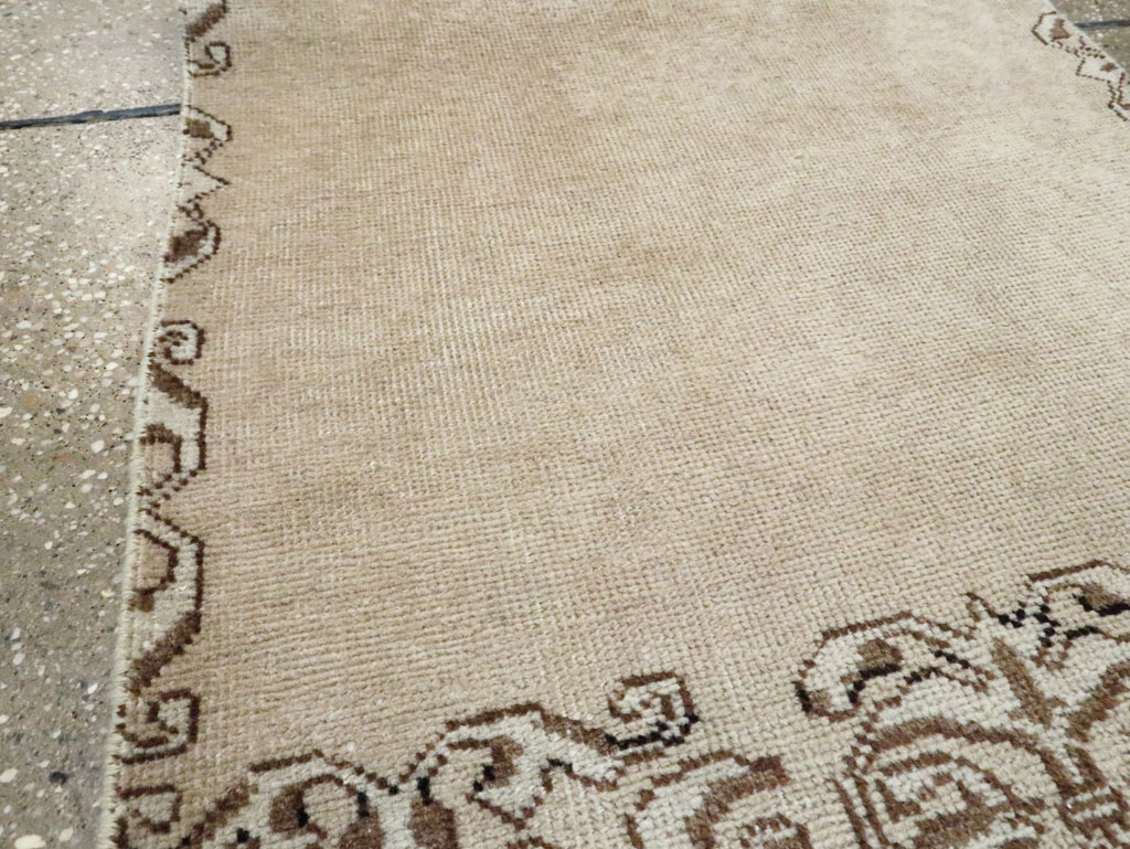 Vintage Persian Tabriz Runner, No.21855 - Galerie Shabab