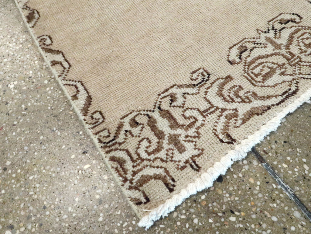 Vintage Persian Tabriz Runner, No.21855 - Galerie Shabab