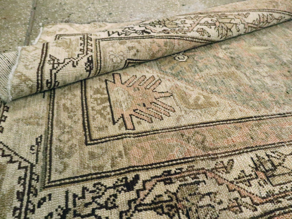 Vintage Persian Malayer Runner, No.21859 - Galerie Shabab