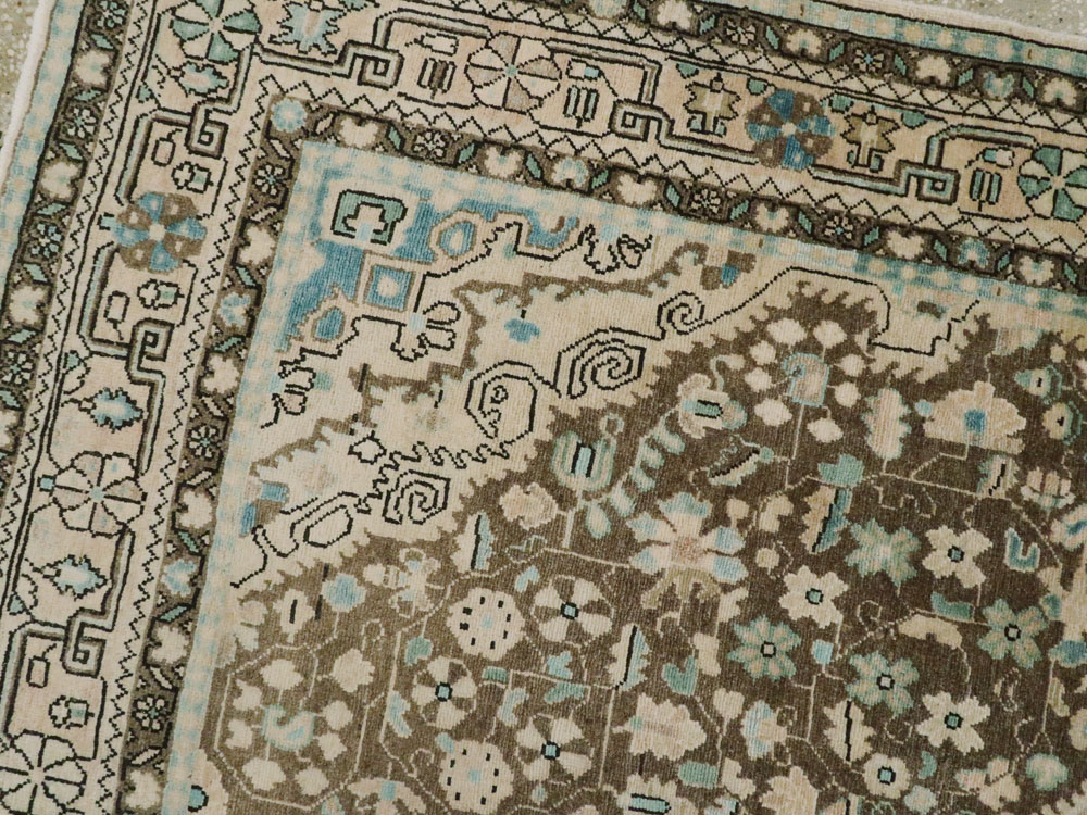 Antique Persian Sarouk Rug, No.21865 - Galerie Shabab