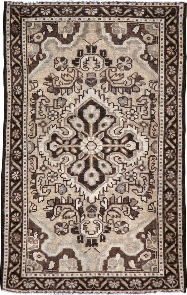 Vintage Persian Malayer Rug, No.21875 - Galerie Shabab