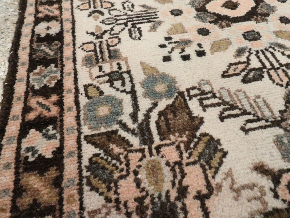 Vintage Persian Malayer Rug, No.21876 - Galerie Shabab