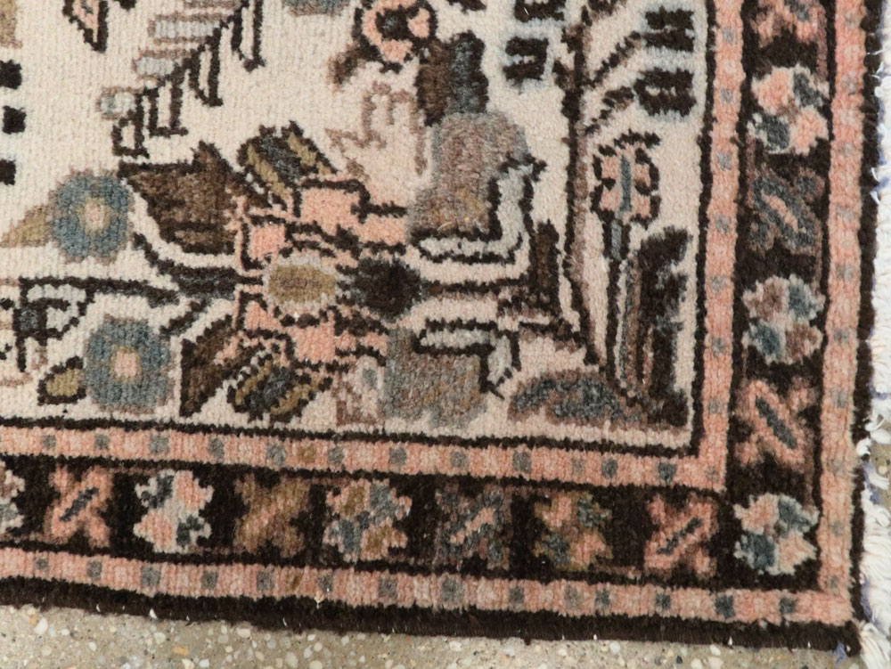 Vintage Persian Malayer Rug, No.21876 - Galerie Shabab