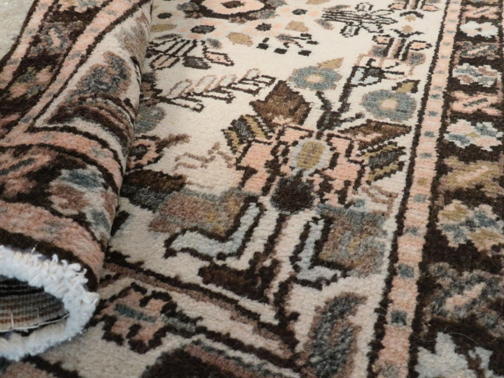 Vintage Persian Malayer Rug, No.21876 - Galerie Shabab