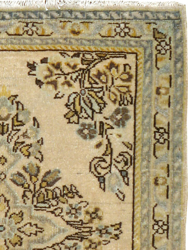 Vintage Persian Sarouk Rug, No.21877 - Galerie Shabab