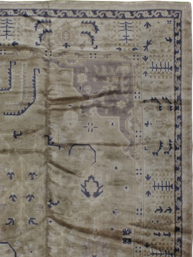 Antique Oushak Carpet, No.21882 - Galerie Shabab