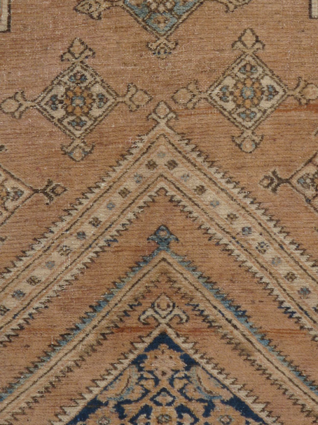 Antique Persian Dorokhsh Carpet, No.21885 - Galerie Shabab