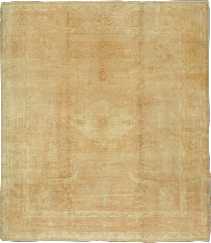 Antique Turkish Oushak Carpet, No.21891 - Galerie Shabab