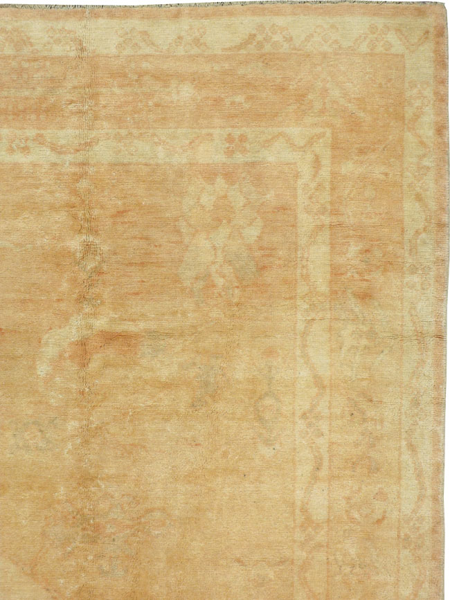 Antique Turkish Oushak Carpet, No.21891 - Galerie Shabab