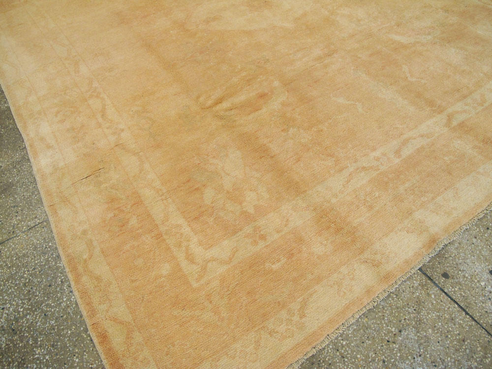 Antique Turkish Oushak Carpet, No.21891 - Galerie Shabab