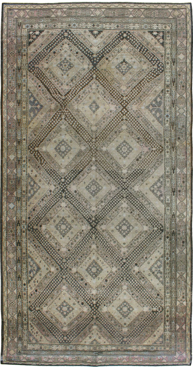 Vintage East Turkestan Khotan Carpet, No.21899 - Galerie Shabab