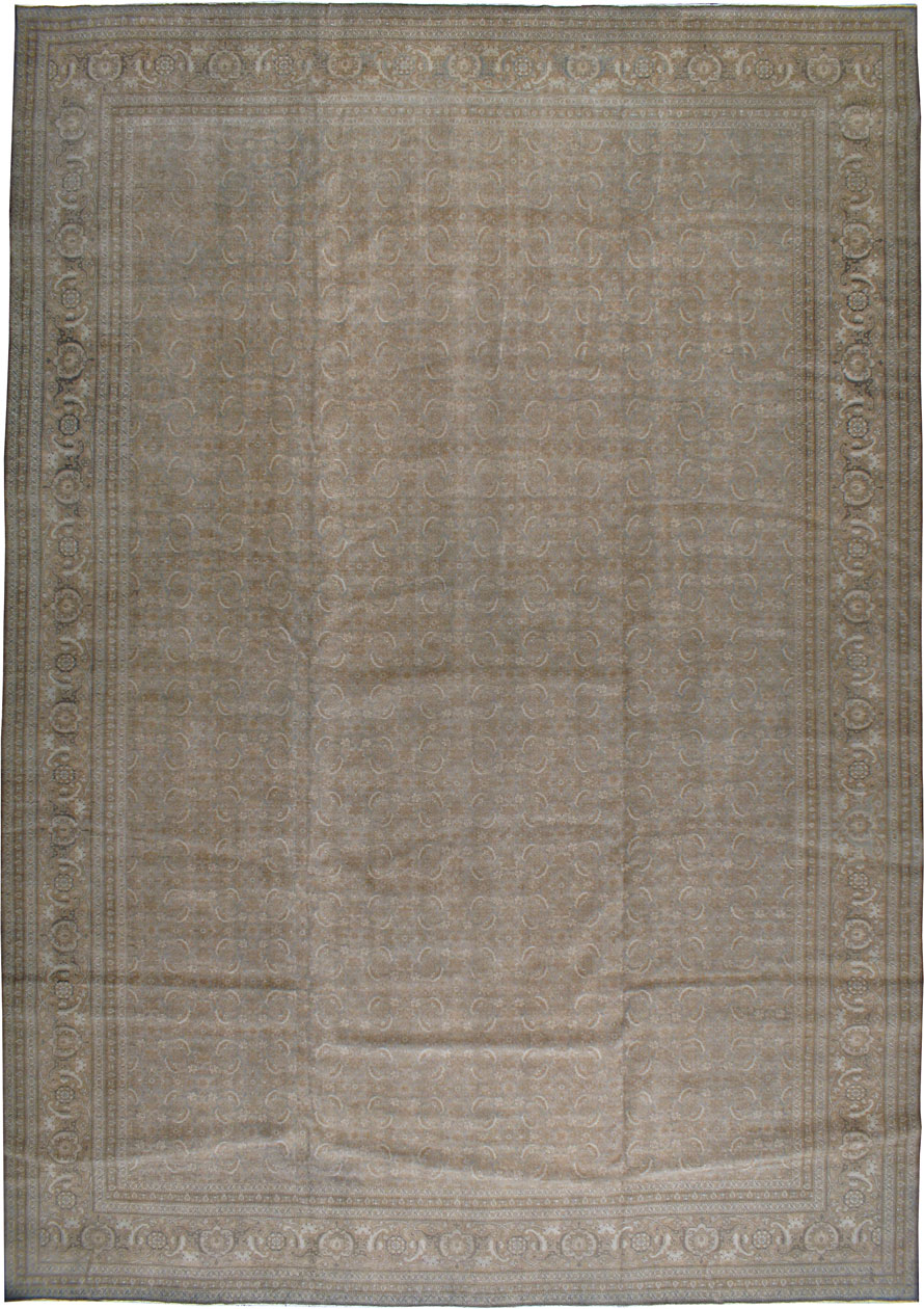 Antique Tabriz Carpet, No.21909 - Galerie Shabab