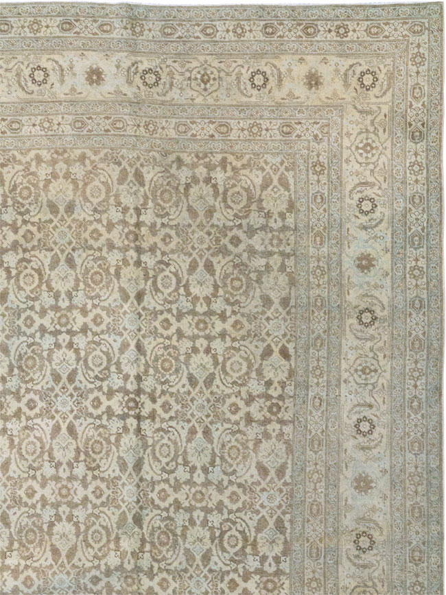 Antique Persian Tabriz Carpet, No.21910 - Galerie Shabab