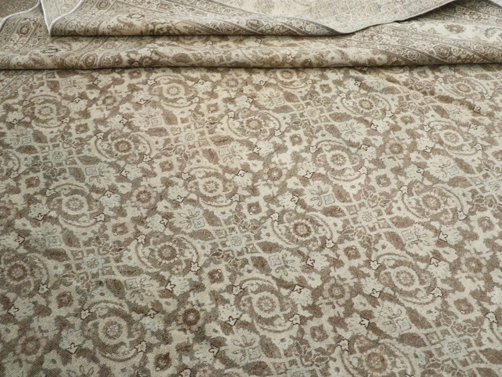 Antique Persian Tabriz Carpet, No.21910 - Galerie Shabab