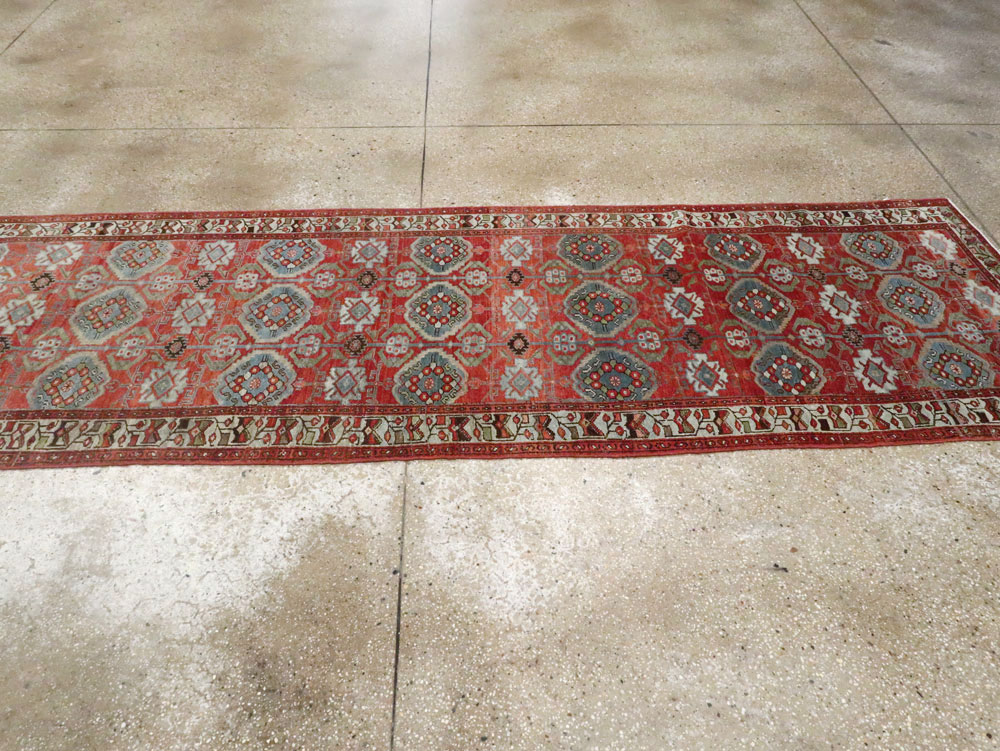 Antique Persian Malayer Rug, No.21912 - Galerie Shabab