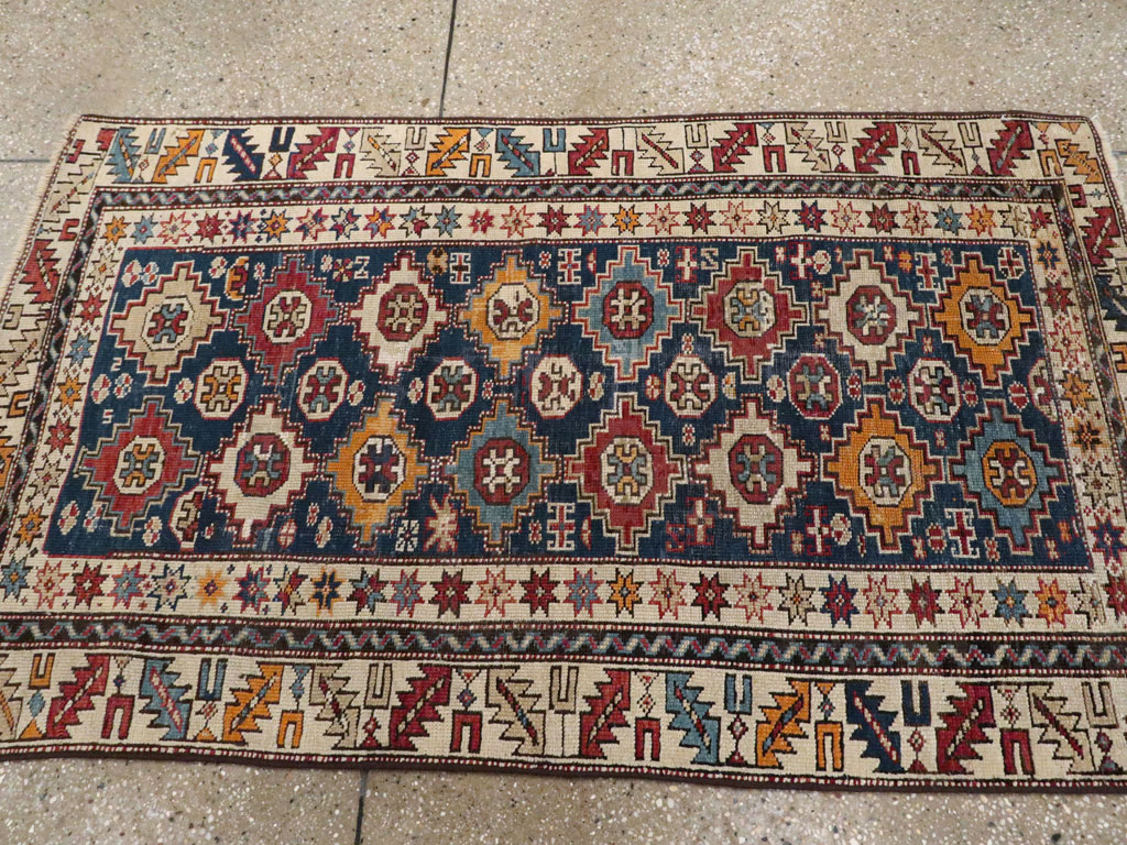 Antique Caucasian Shirvan Rug, No.21916 - Galerie Shabab
