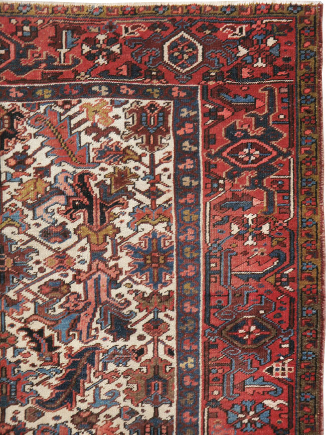 Vintage Persian Heriz Carpet, No.21919 - Galerie Shabab